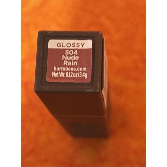 Burt’s Bees 100% Natural Glossy Lipstick, Nude Rain - Picture 3 of 3